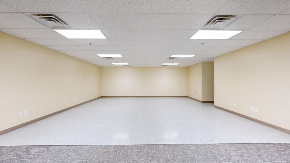 More Photos Of 231 W 67th Ct, Loveland Office For Lease