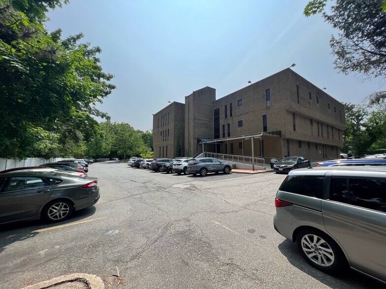 More Photos Of 123 Highland Ave, Glen Ridge Medical For Lease