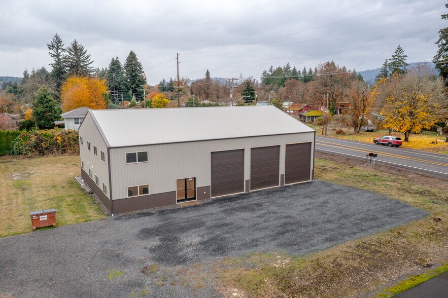 More Photos Of 2120 Apple Loop, Lyons Industrial For Sale