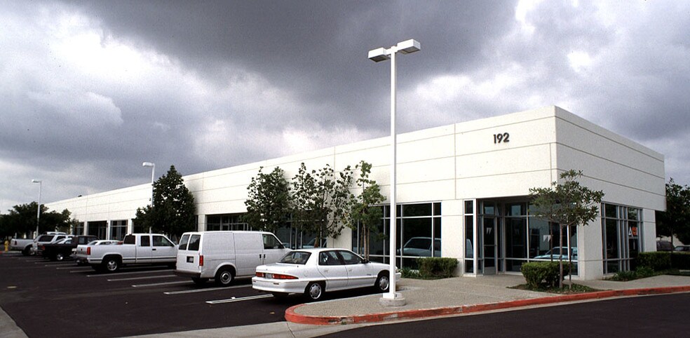 More Photos Of 192 Technology Dr, Irvine Light Distribution For Lease