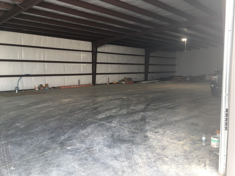 More Photos Of 3406 Utecht Ave, Hastings Warehouse For Sale