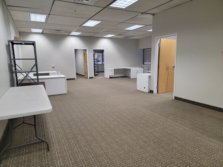 More Photos Of 22 Paris Ave, Rockleigh Office For Lease