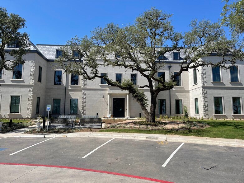 More Photos Of 6420 FM 2244 Rd, Austin Medical For Lease