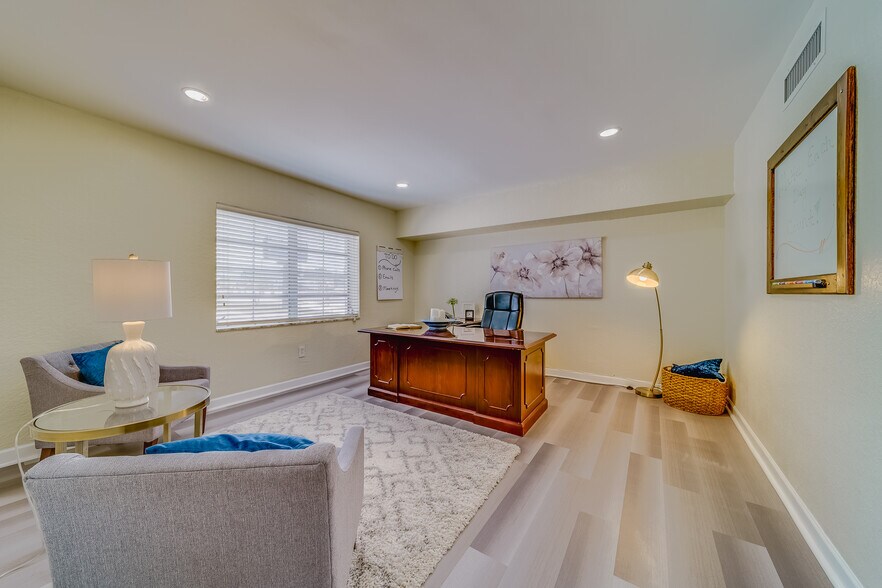 More Photos Of 1275-1279 Cleveland St, Clearwater Medical For Lease