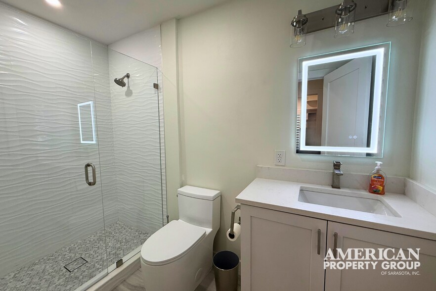 More Photos Of 1670 Stickney Point Rd, Sarasota Office For Sale