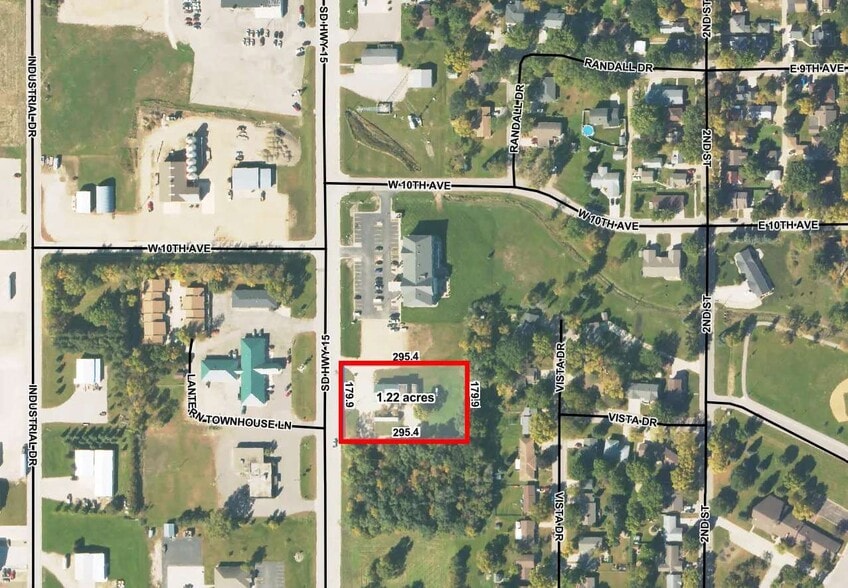 More Photos Of 1007 S Dakota St, Milbank Freestanding For Sale