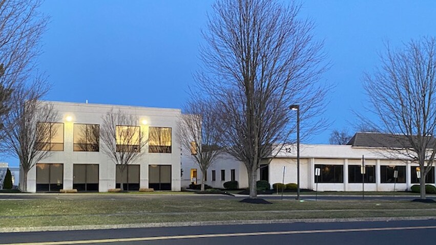 More Photos Of 12 Penns Trl, Newtown Medical For Lease