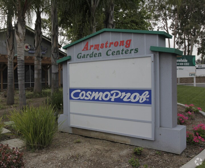 More Photos Of 1340-1380 S Harbor Blvd, La Habra Freestanding For Sale