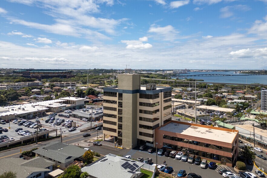 More Photos Of 99-128 Aiea Heights Dr, Aiea Medical For Sale
