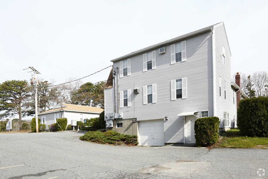 More Photos Of 116 Route 3A Rd, Sagamore Beach Office For Sale