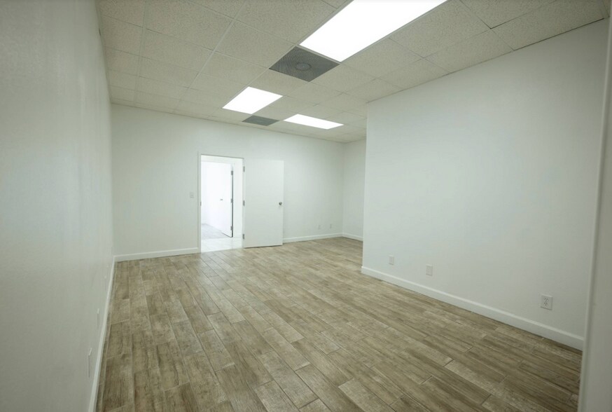 More Photos Of 1408 S Jones Blvd, Las Vegas Office Residential For Sale