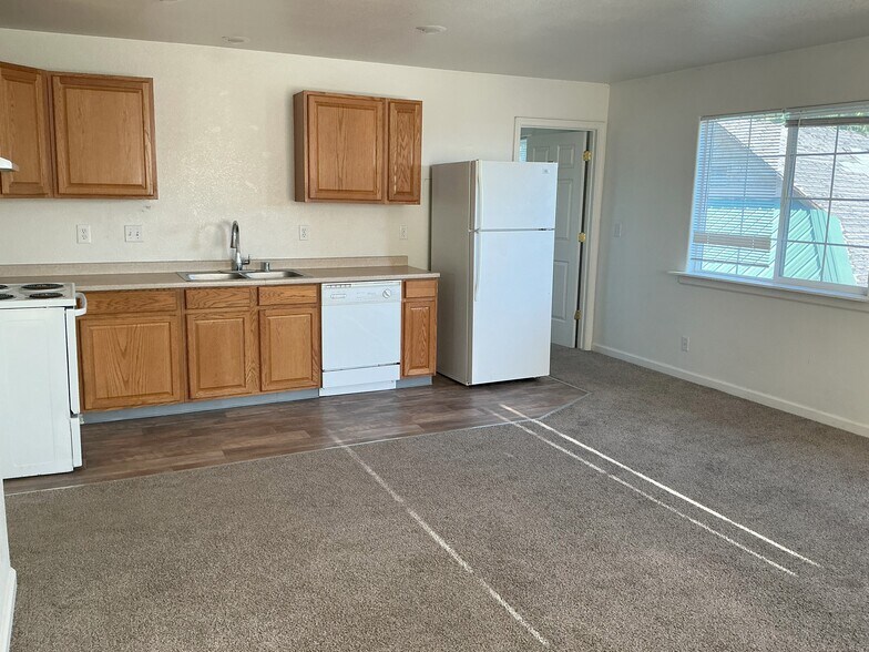 More Photos Of 330 Stewart St, Reno Apartments For Sale