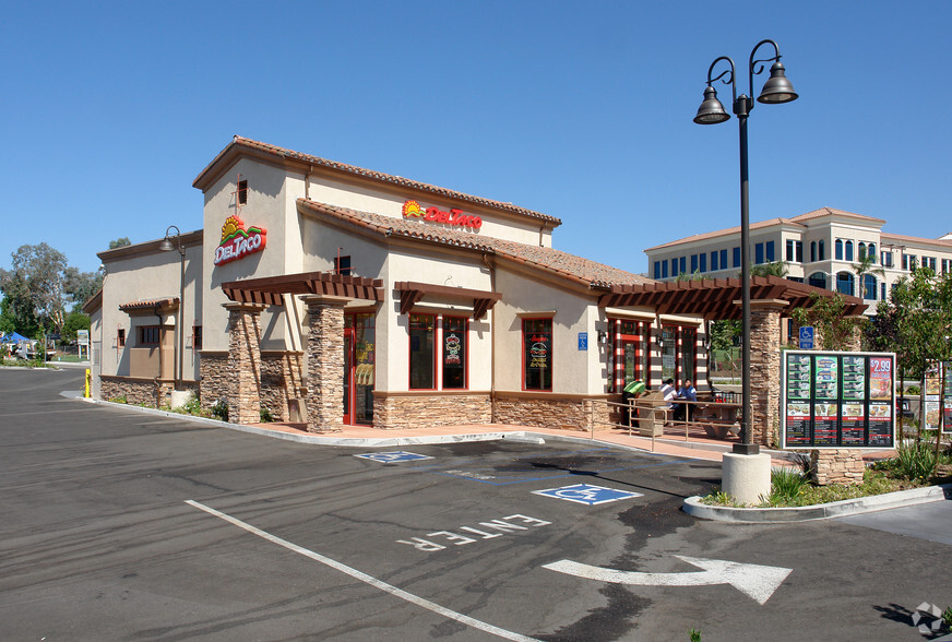 Primary Photo Of 1098 Enchanted Way, Simi Valley Fast Food For Sale