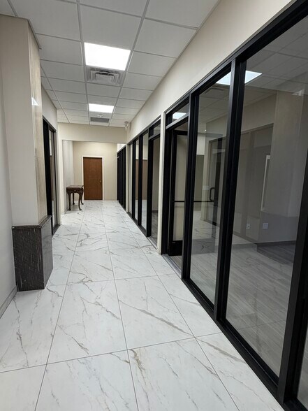 Primary Photo Of 320 Texas Ave, El Paso Office For Lease