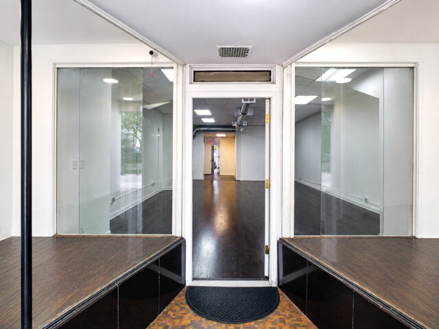 More Photos Of 3614 W Irving Park Rd, Chicago Storefront Retail Residential For Lease