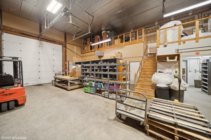 More Photos Of 15437 N Red Bud Trl, Buchanan Storefront Retail Office For Sale