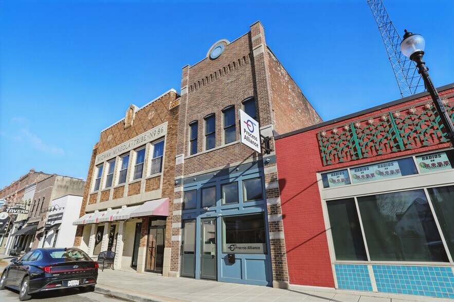 Primary Photo Of 164 E Jefferson St, Franklin Office For Sale