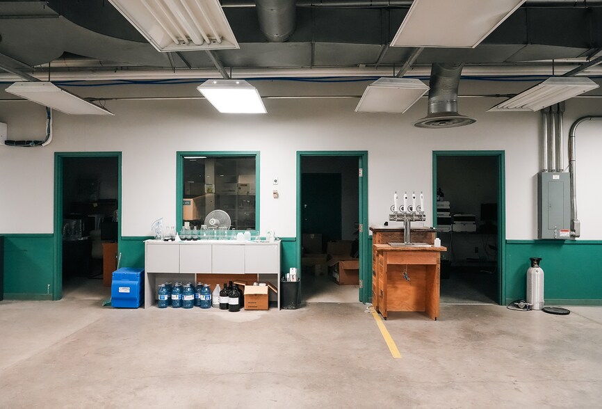 More Photos Of 3363 Davis Rd., Thorold Office For Lease