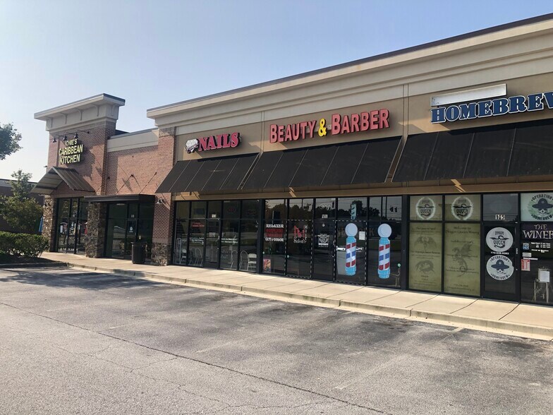 More Photos Of 1132-1142 Athens Hwy, Grayson General Retail For Lease