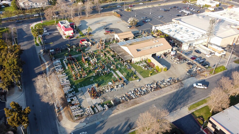 More Photos Of 9445 Foothill Blvd, Rancho Cucamonga Storefront For Lease