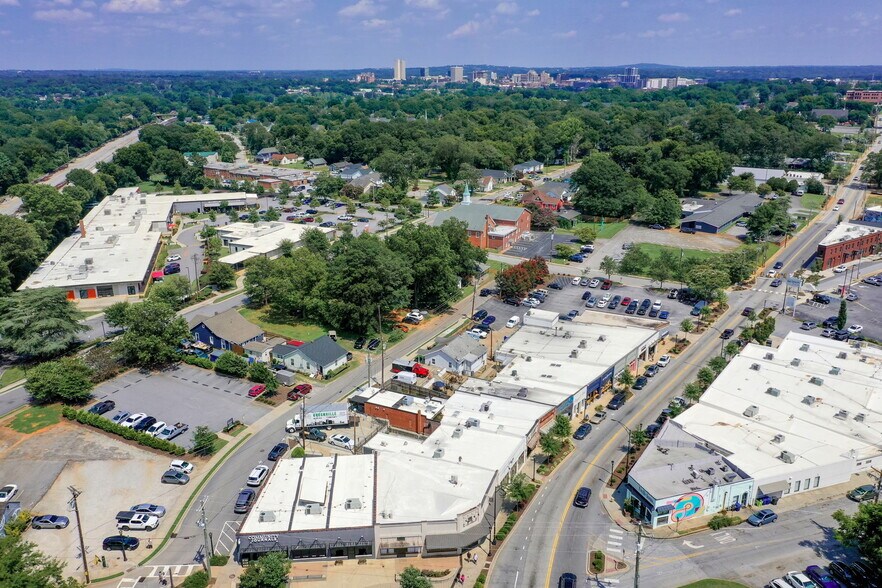 More Photos Of 556 Perry Ave, Greenville Storefront Retail Office For Lease