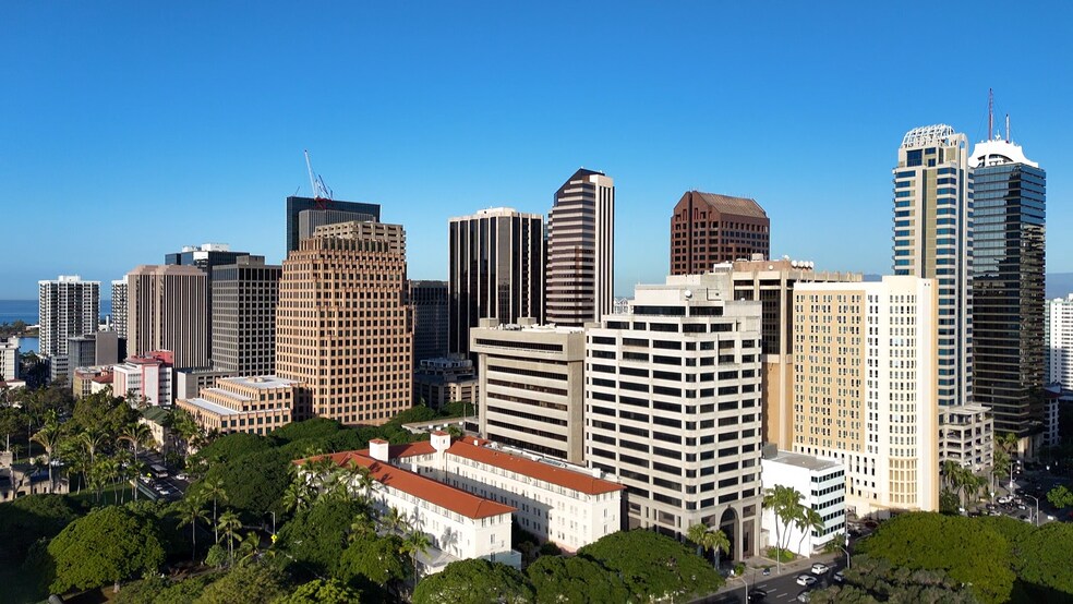 More Photos Of 1100 Alakea St, Honolulu Office For Lease