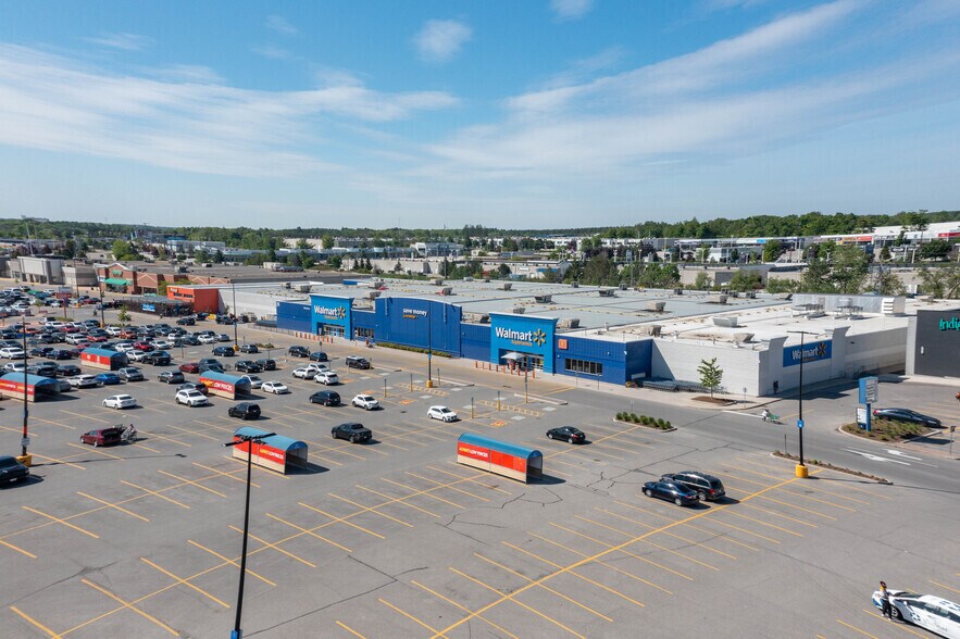 More Photos Of 35 Mapleview Dr W, Barrie Unknown For Lease