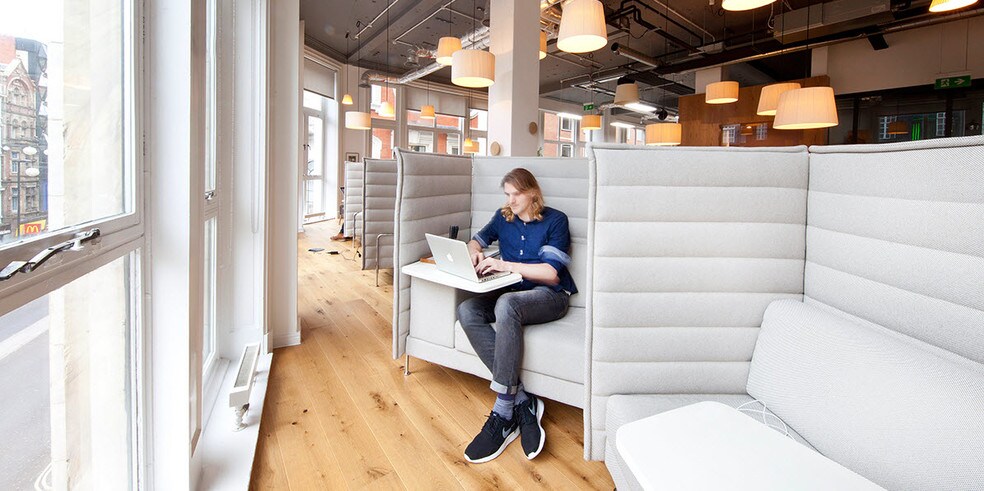 More Photos Of 99 Yorkville Ave, Toronto Coworking Space