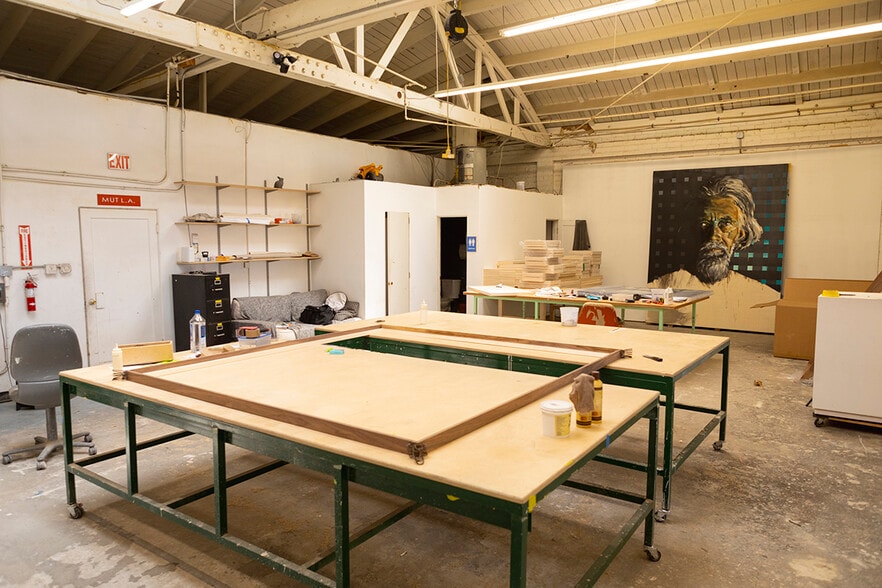 More Photos Of 5511 Pacific Blvd, Huntington Park Warehouse For Sale