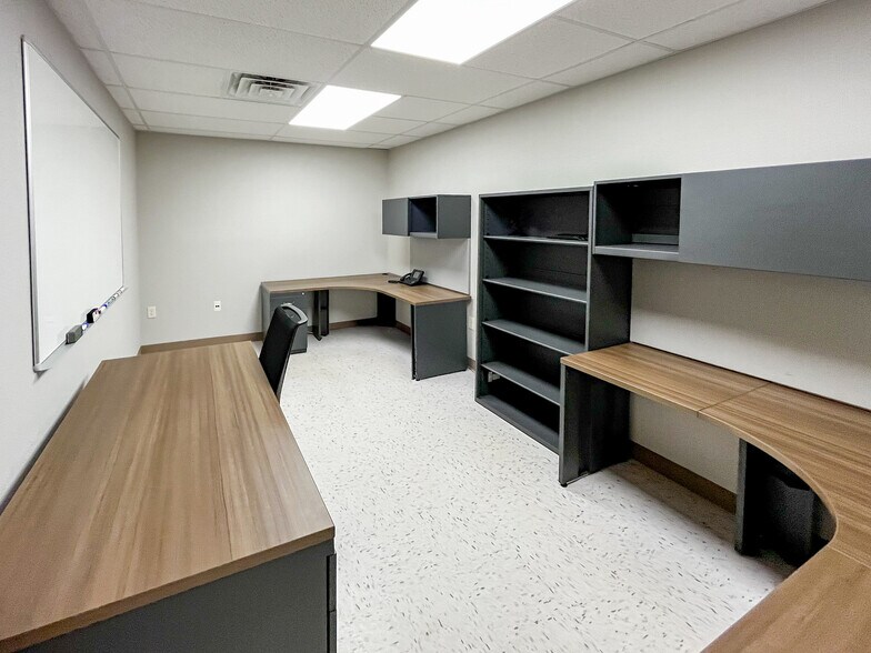 More Photos Of 906 S Highway 285, Pecos Warehouse For Sale