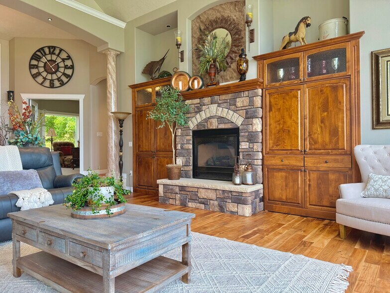 More Photos Of 400 Washington St, Adrian Land For Sale