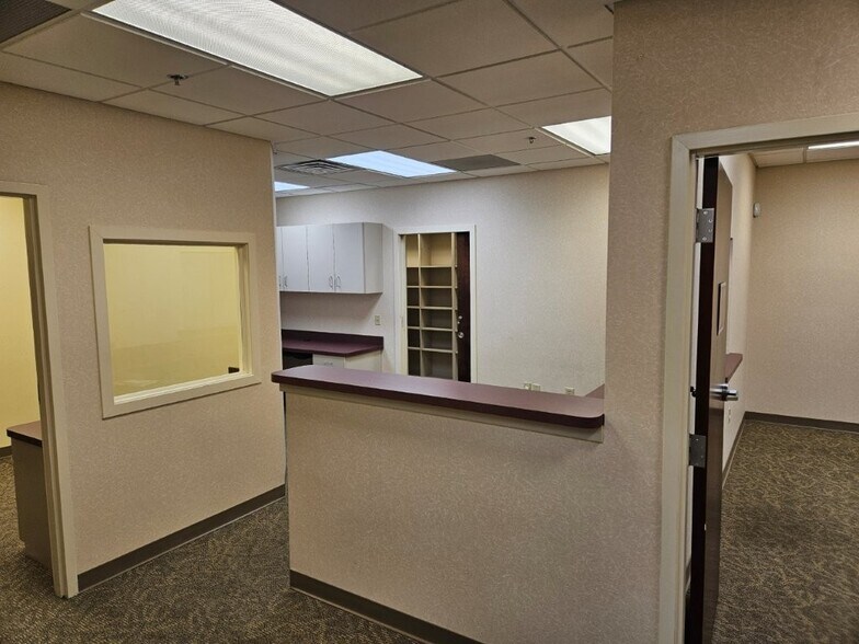 More Photos Of 1600 Sixth Ave, York Medical For Sale