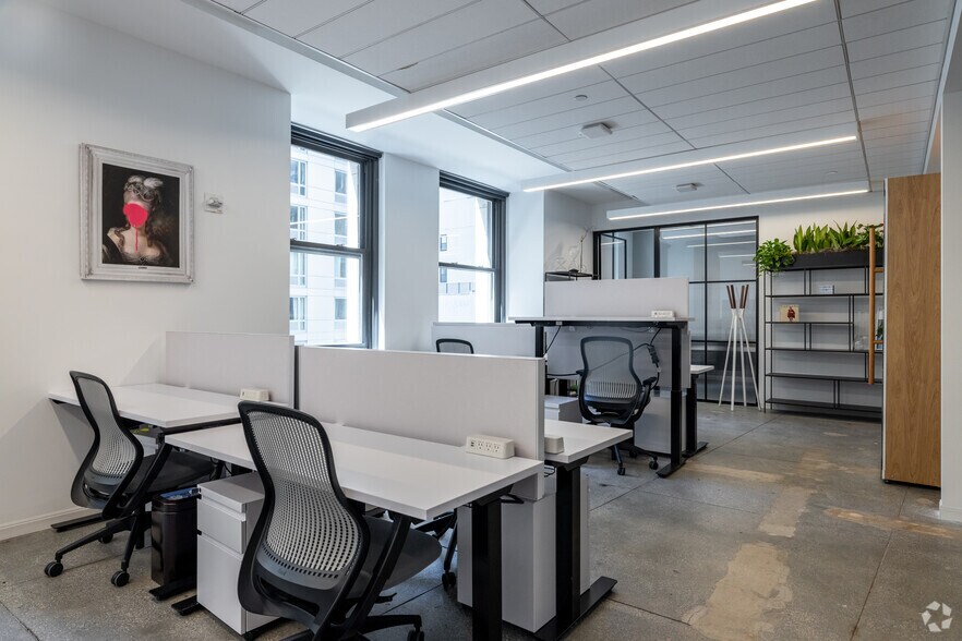 More Photos Of 101 Greenwich St, New York Office For Lease