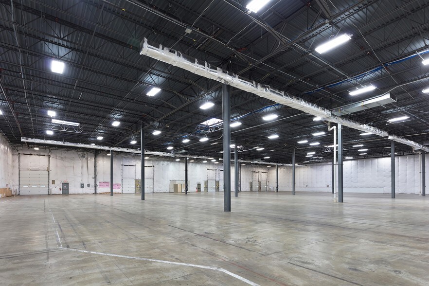 More Photos Of 7311 Governors Way, Frederick Flex For Sale