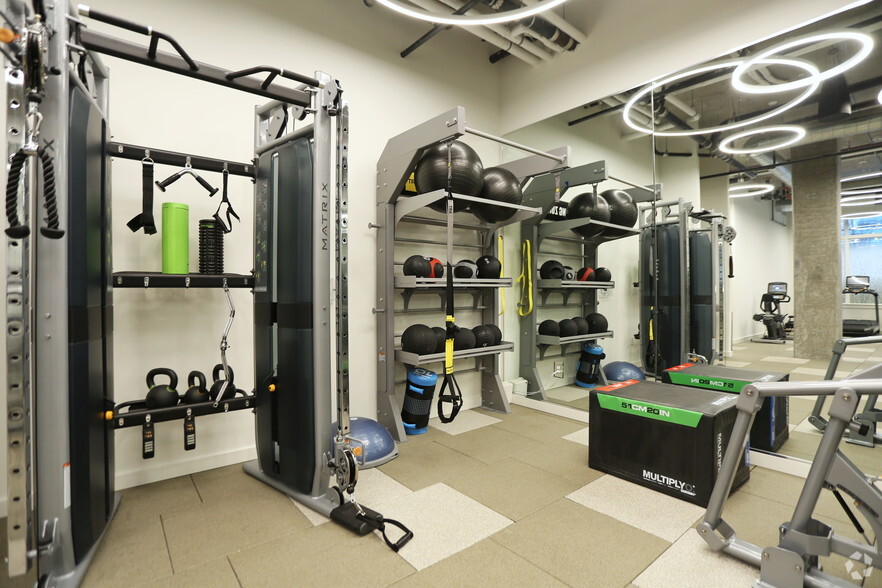 More Photos Of 910 John St, Seattle Apartments For Lease