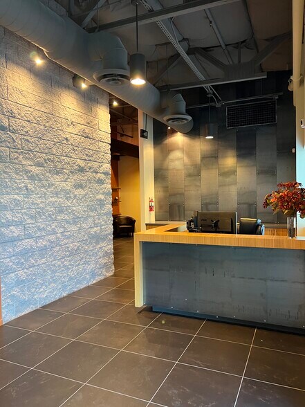 More Photos Of 4320 E Presidio St, Mesa Medical For Lease