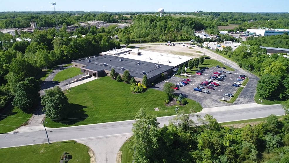 Primary Photo Of 230 Industrial Dr, Franklin Manufacturing For Sale