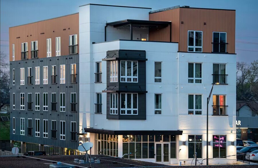 More Photos Of 815 Main St, Nashville Apartments For Sale