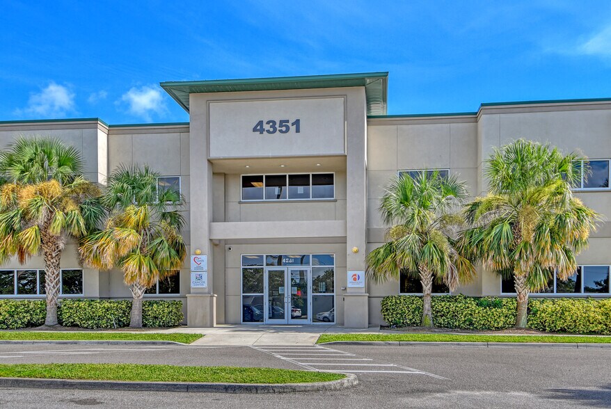 Primary Photo Of 4351 Cortez Rd, Bradenton Medical For Sale
