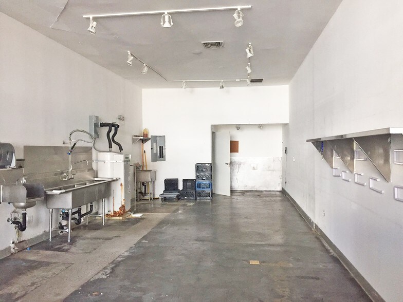 More Photos Of 8360 Melrose Ave, Los Angeles Storefront Retail Office For Sale