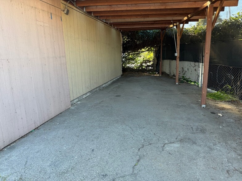 More Photos Of 5656 W Washington Blvd, Los Angeles Light Manufacturing For Lease