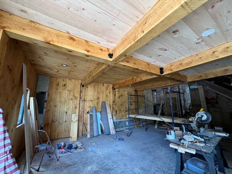 More Photos Of 256 Sebago Rd, Sebago Restaurant For Sale