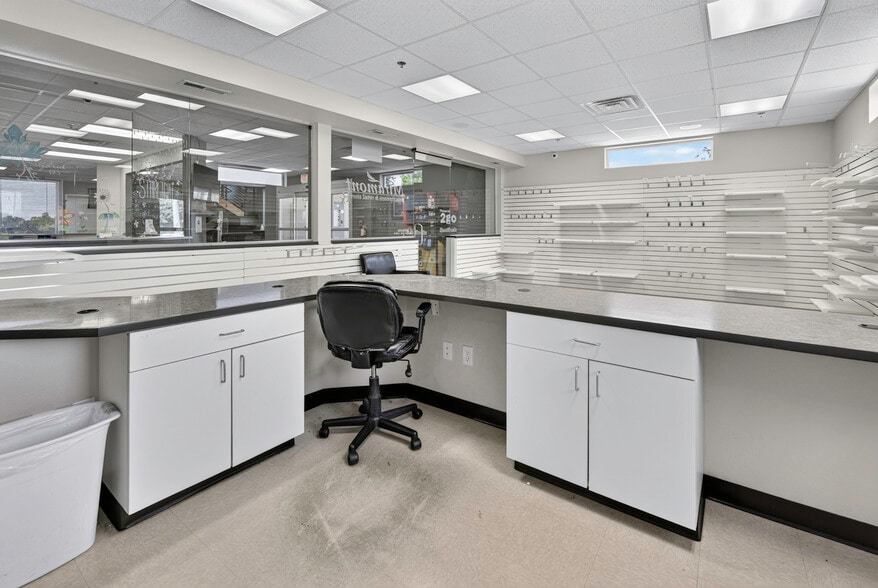More Photos Of 313 W Drake Rd, Fort Collins Medical For Sale