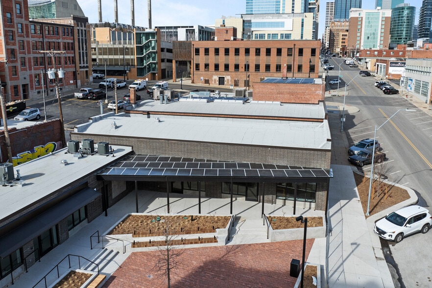 More Photos Of 1718 Baltimore Ave, Kansas City Storefront Retail Office For Lease