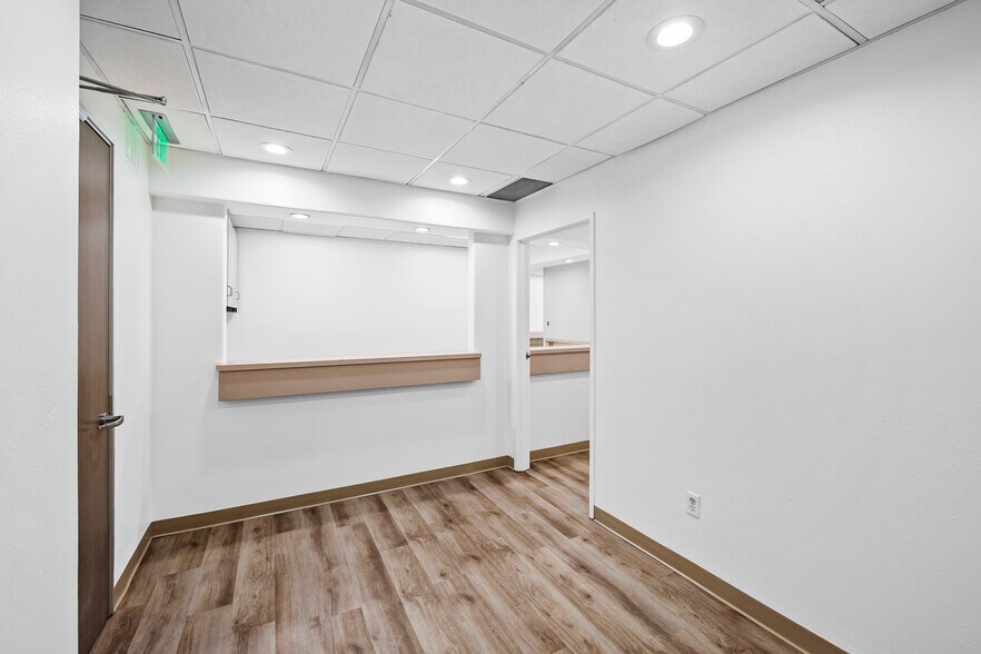 More Photos Of 1304 15th St, Santa Monica Medical For Lease