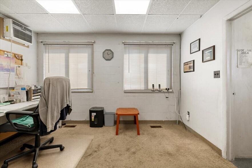 More Photos Of 115 Commercial St, Dayton Warehouse For Sale
