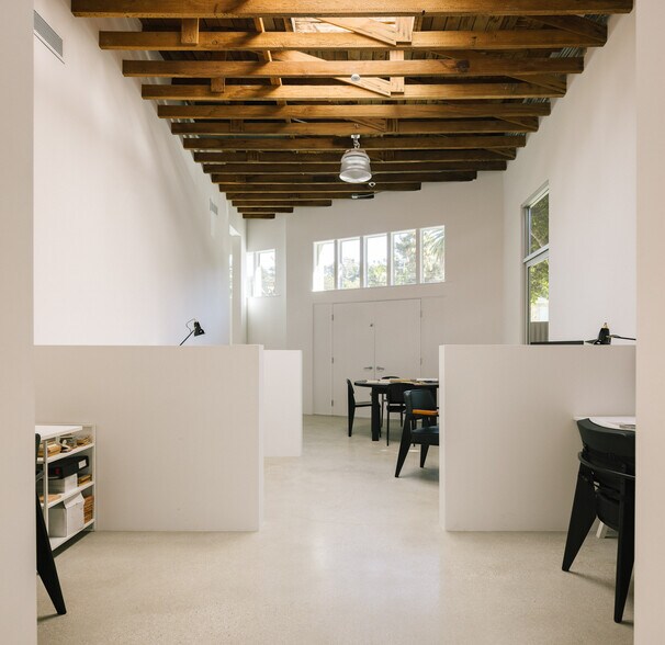 More Photos Of 1825 Hyperion Ave, Los Angeles Loft Creative Space For Lease