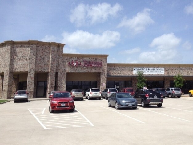 More Photos Of 20423 Kuykendahl Rd, Spring Storefront For Lease