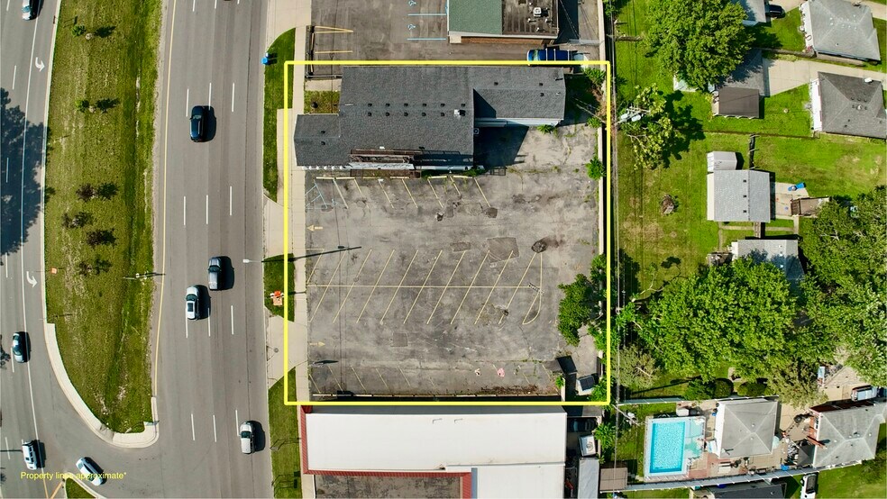 More Photos Of 4807 S Telegraph Rd, Dearborn Heights Freestanding For Lease