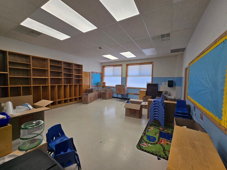 More Photos Of 80 Woodrow Rd, Staten Island Daycare Center For Lease